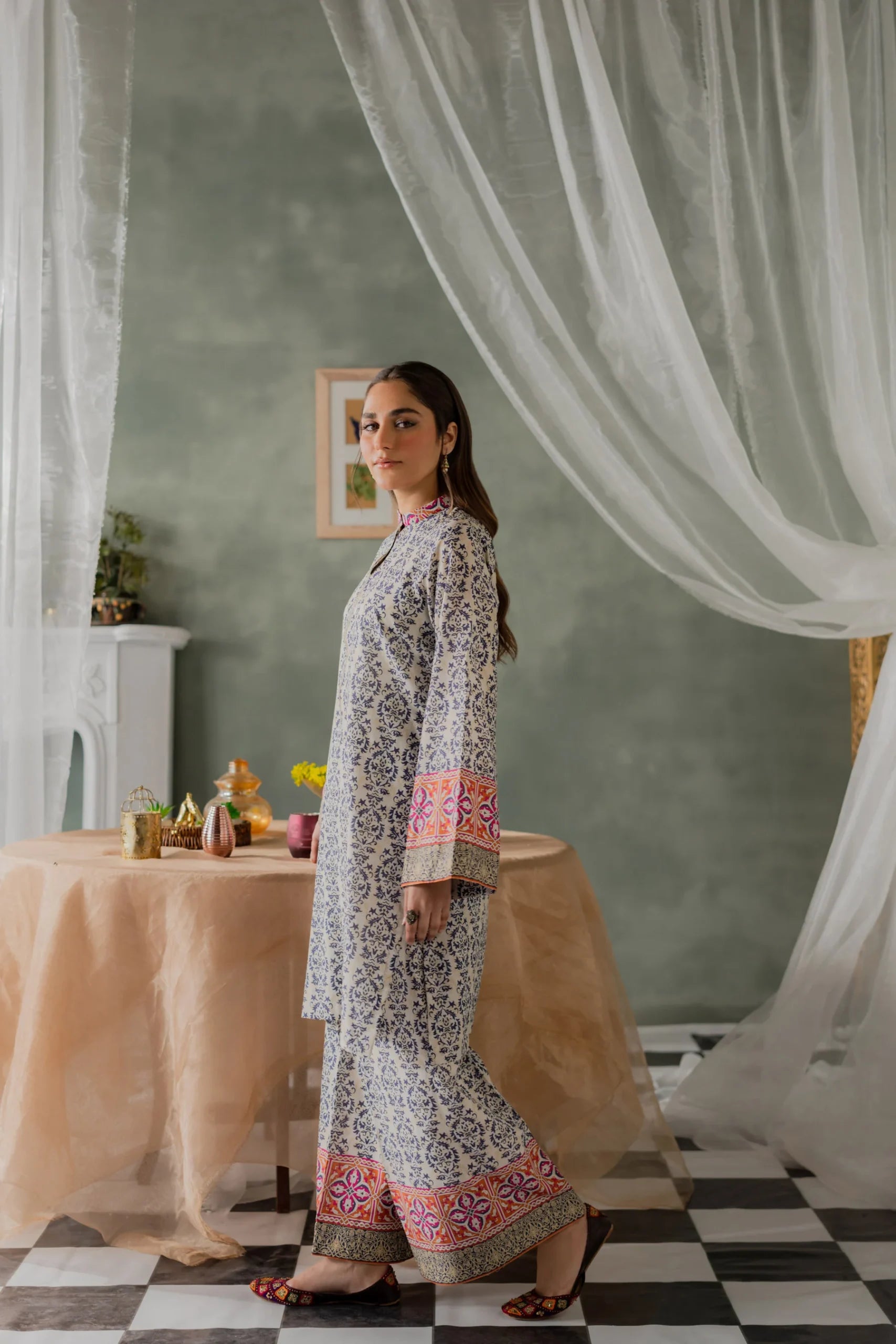 Kastoor 3Pc Printed Lawn Suit EF-294 gulbuy.com