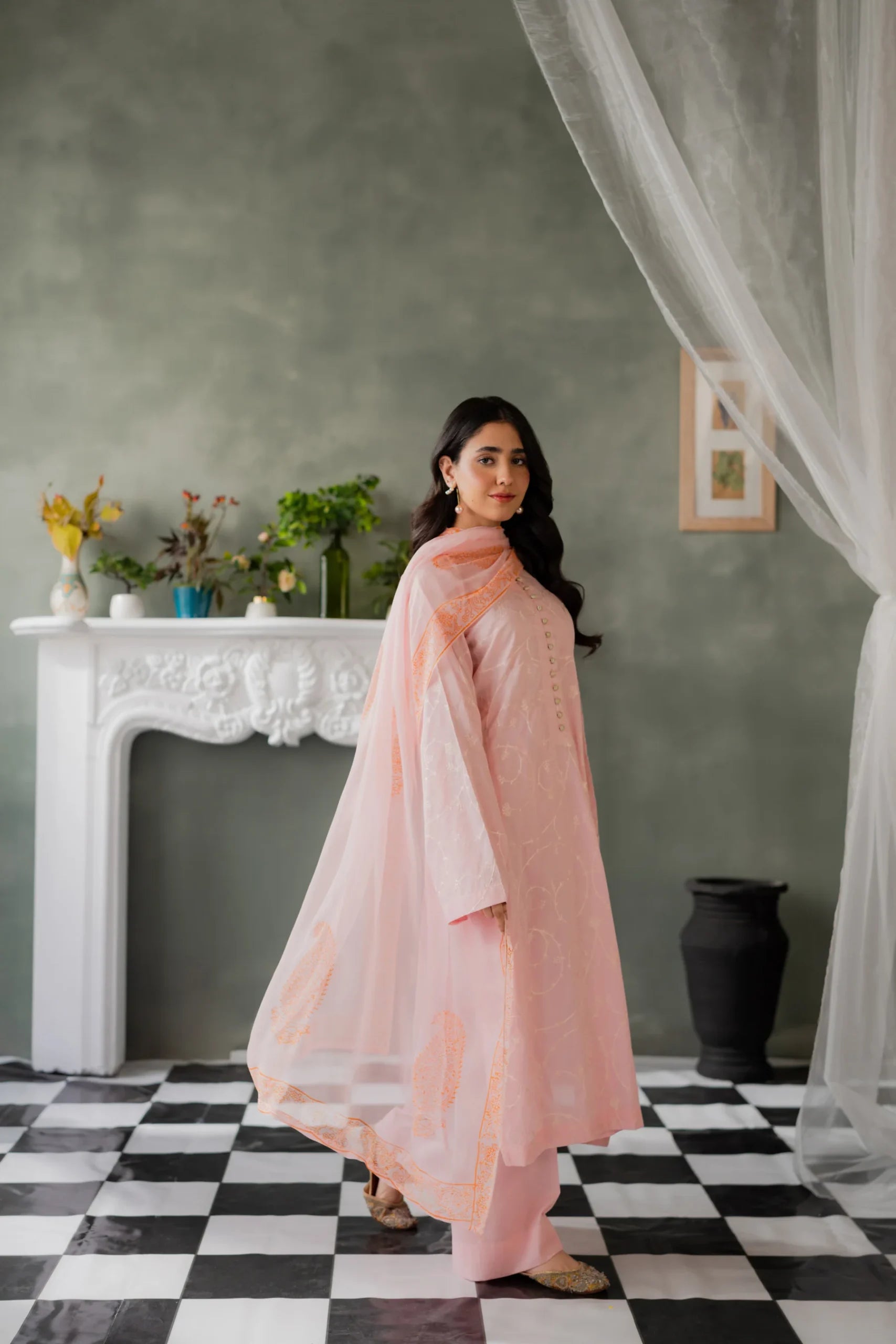 Kastoor 3Pc Embroidered Lawn Suit EF-287 gulbuy.com