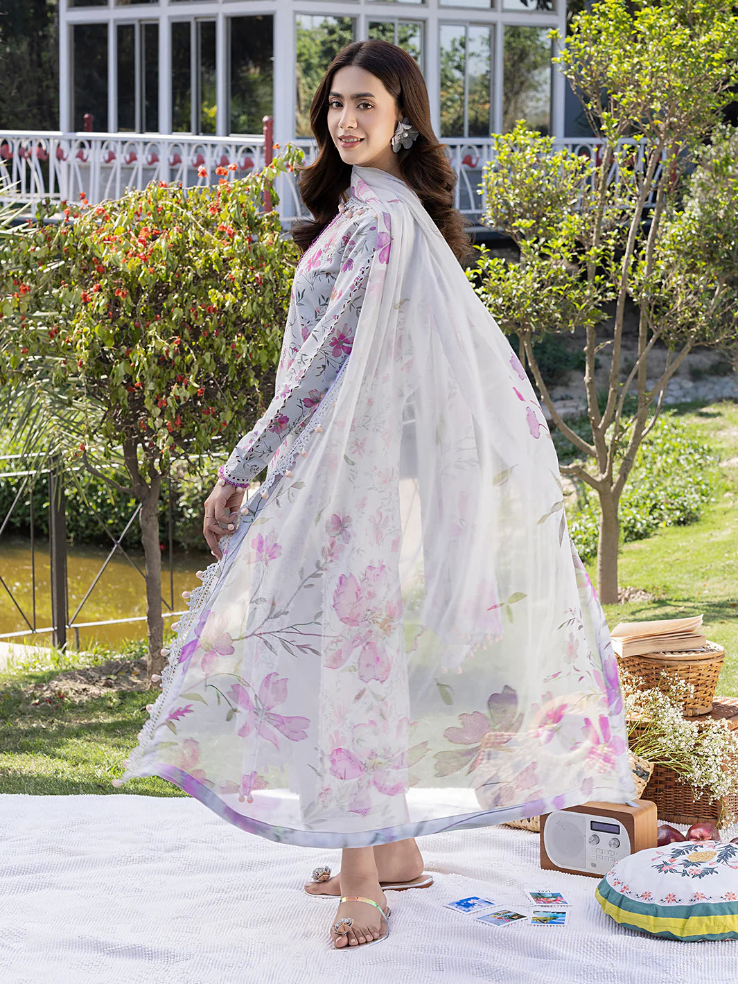 Izel 3Pc Embroidered Lawn Suit SUNLIT