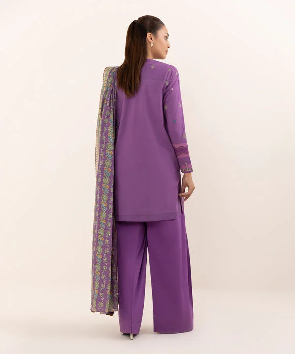 Sapphire 3Pc Embroidered Lawn Suit U3PEDY25V626