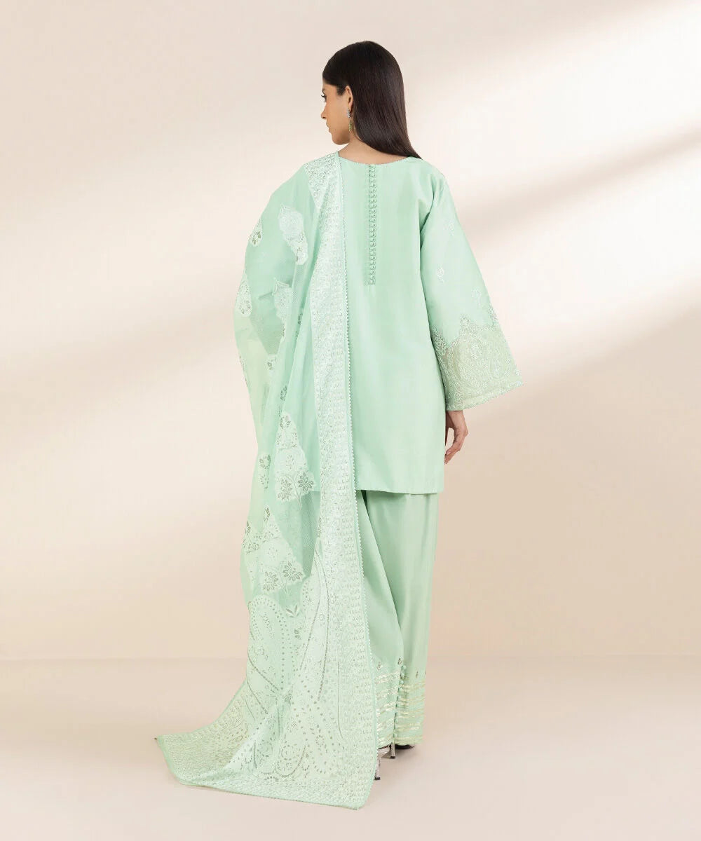 Sapphire 3Pc Embroidered Lawn Suit U3PELX25V216 gulbuy.com