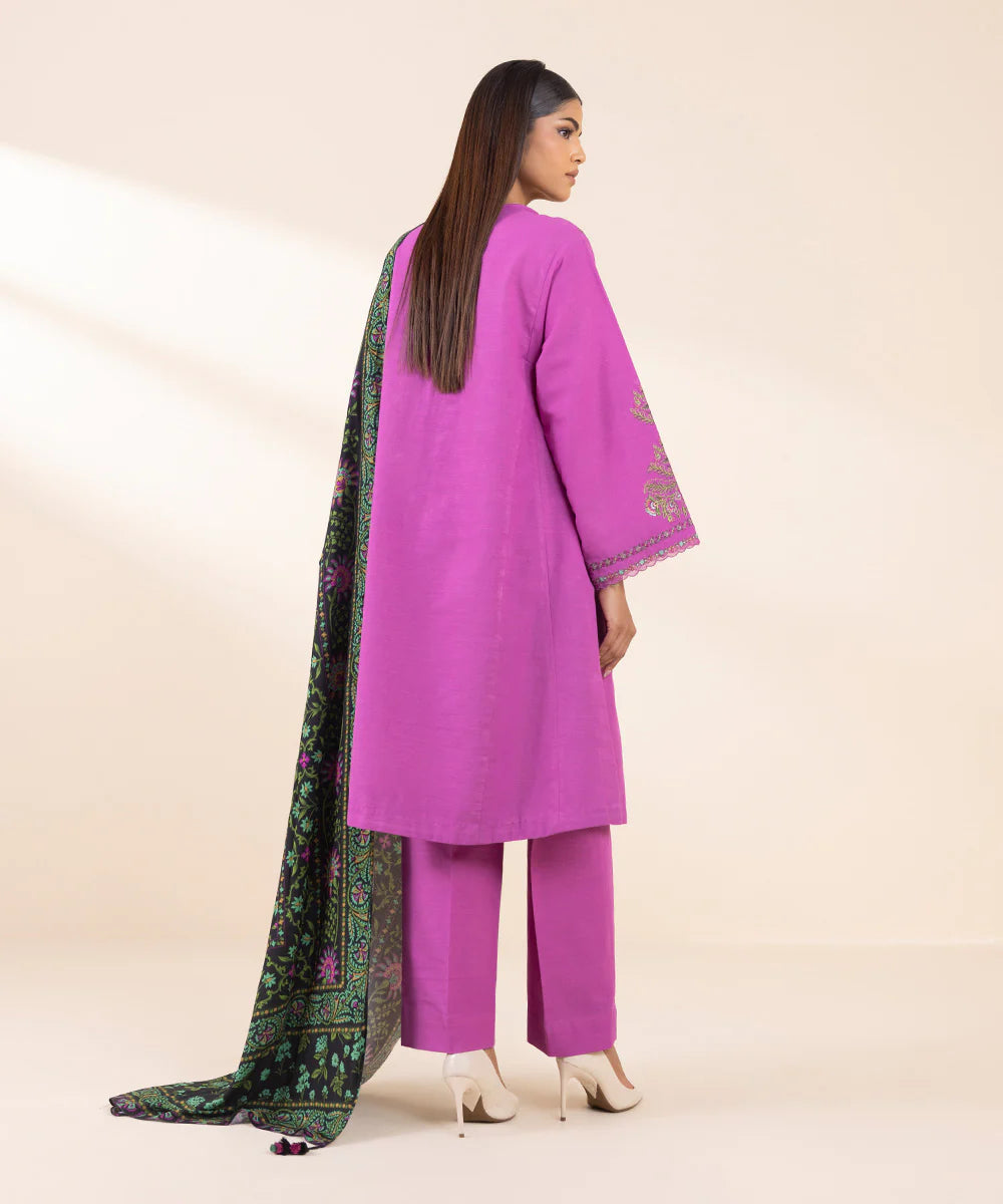 SAPPHIRE 3Pc Embroidered Khaddar Suit U3PESG24V911 gulbuy.com
