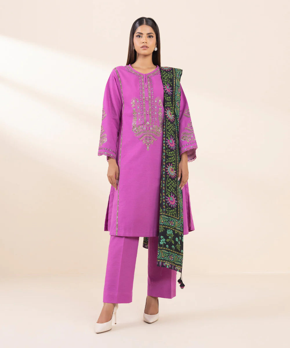 SAPPHIRE 3Pc Embroidered Khaddar Suit U3PESG24V911
