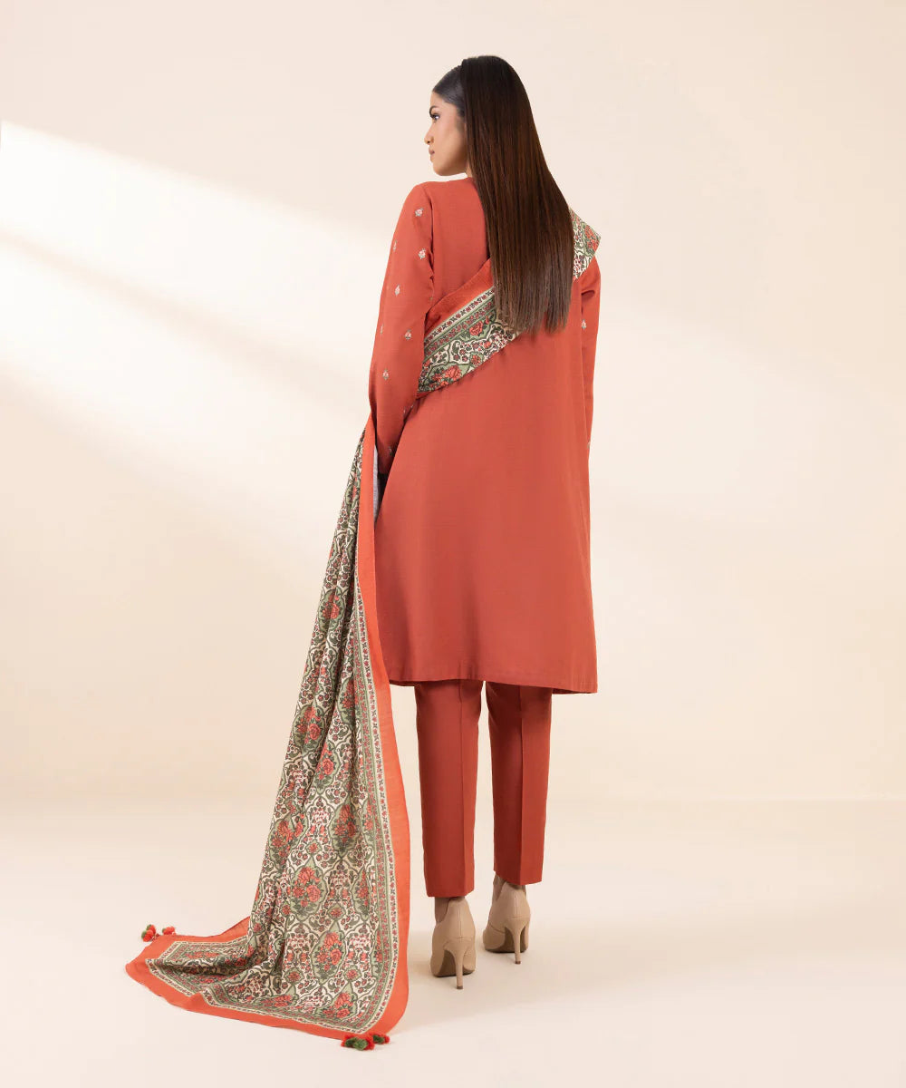 SAPPHIRE 3Pc Embroidered Khaddar Suit U3PESG24V912 gulbuy.com