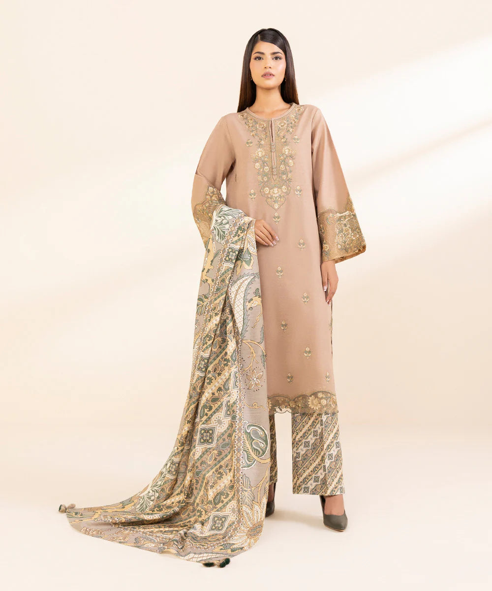 SAPPHIRE 3Pc Embroidered Khaddar Suit U3PEST24V931