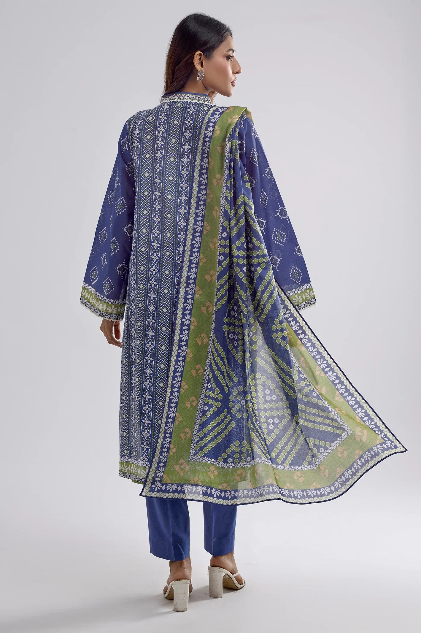 Diners 3Pc Printed Lawn Suit WU31961
