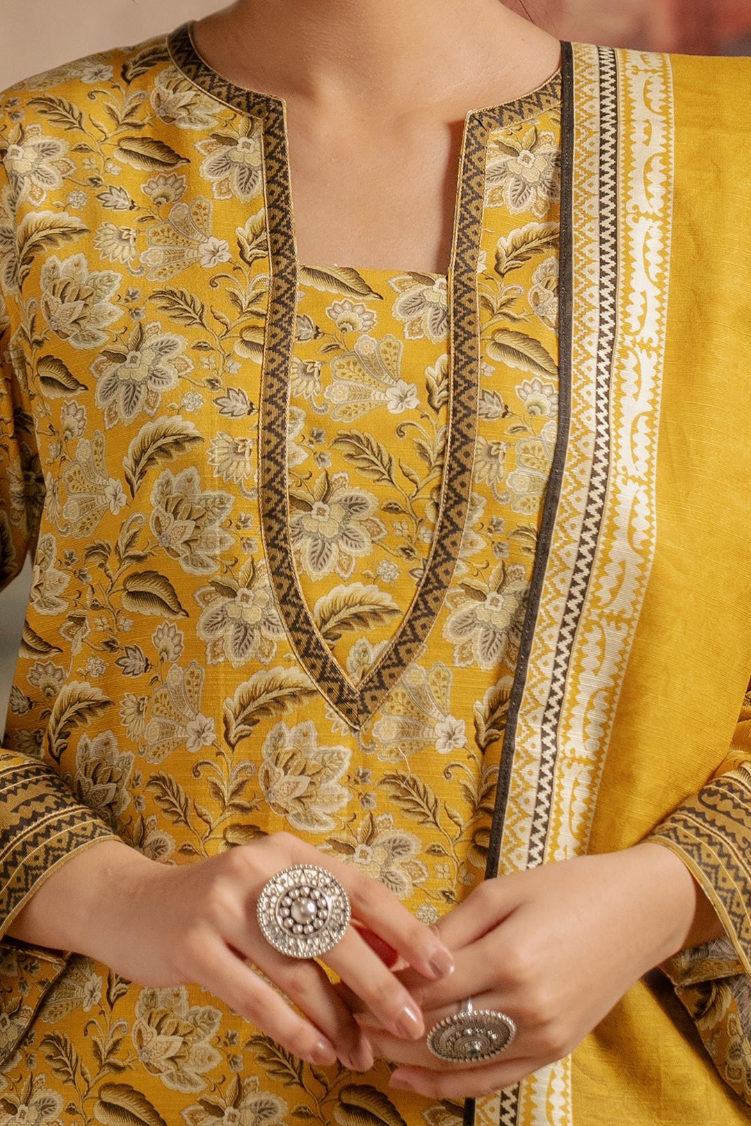 Zellbury 3Pc Printed khaddar Suit 0116878 | WUW24X20424 gulbuy.com