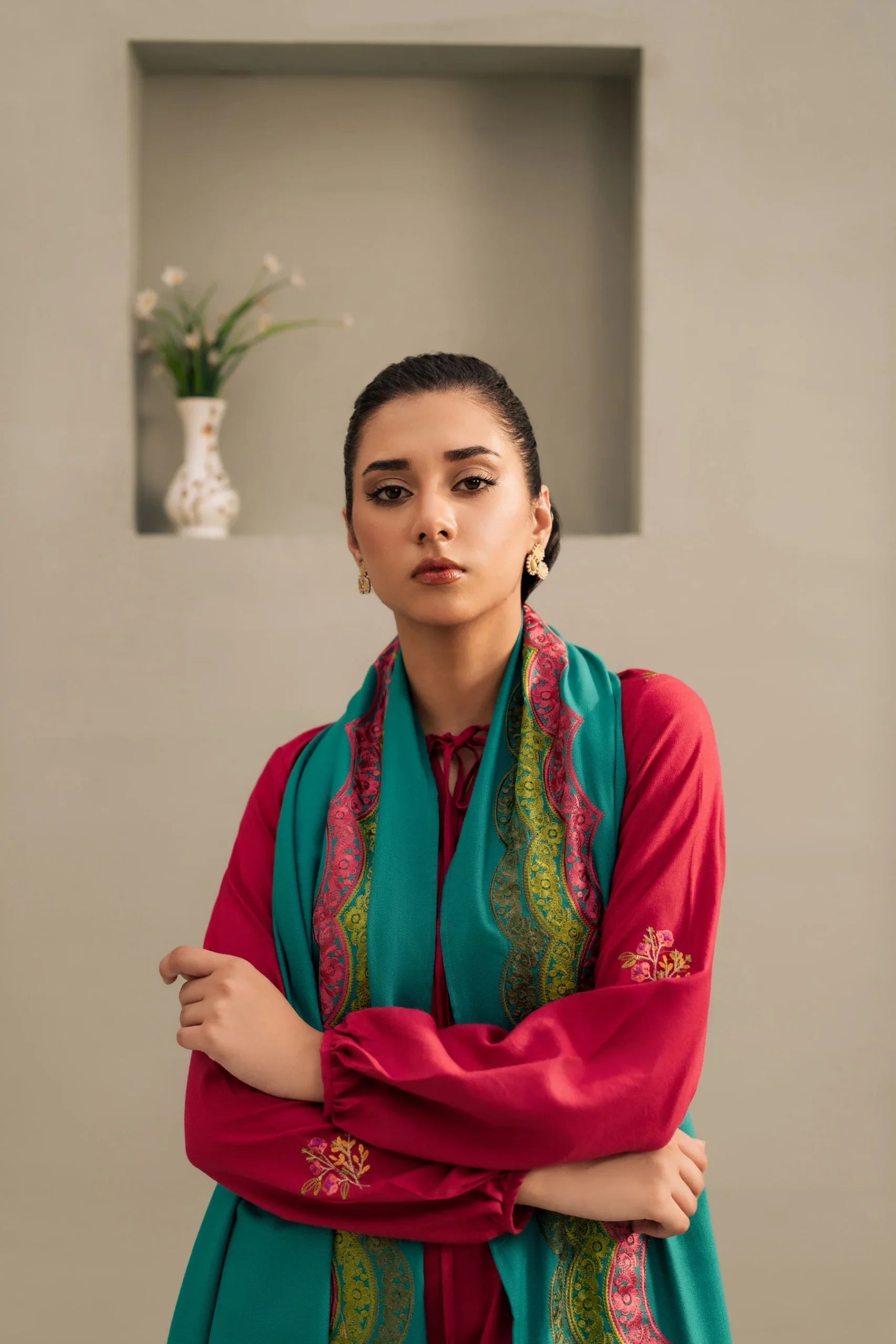 Kastoor 3Pc Embroidered Lawn Suit AW-140 gulbuy.com