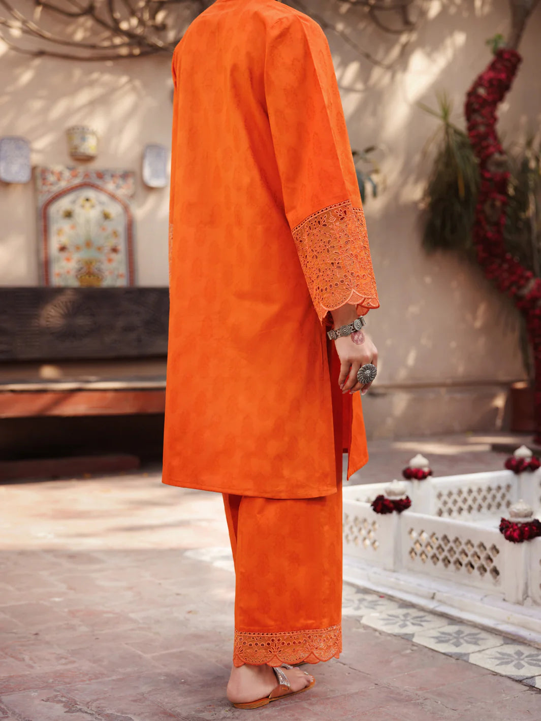Almirah 2Pc Embroidered Jacquard Suit LKS-1052 gulbuy.com