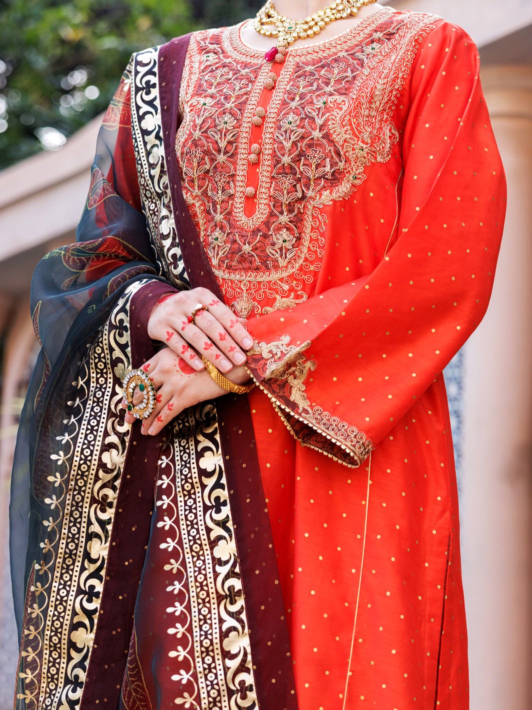ALMIRAH 3 PIECE EMBROIDERED ORGANZA SUIT (AL-3PS-LS-437) gulbuy.com