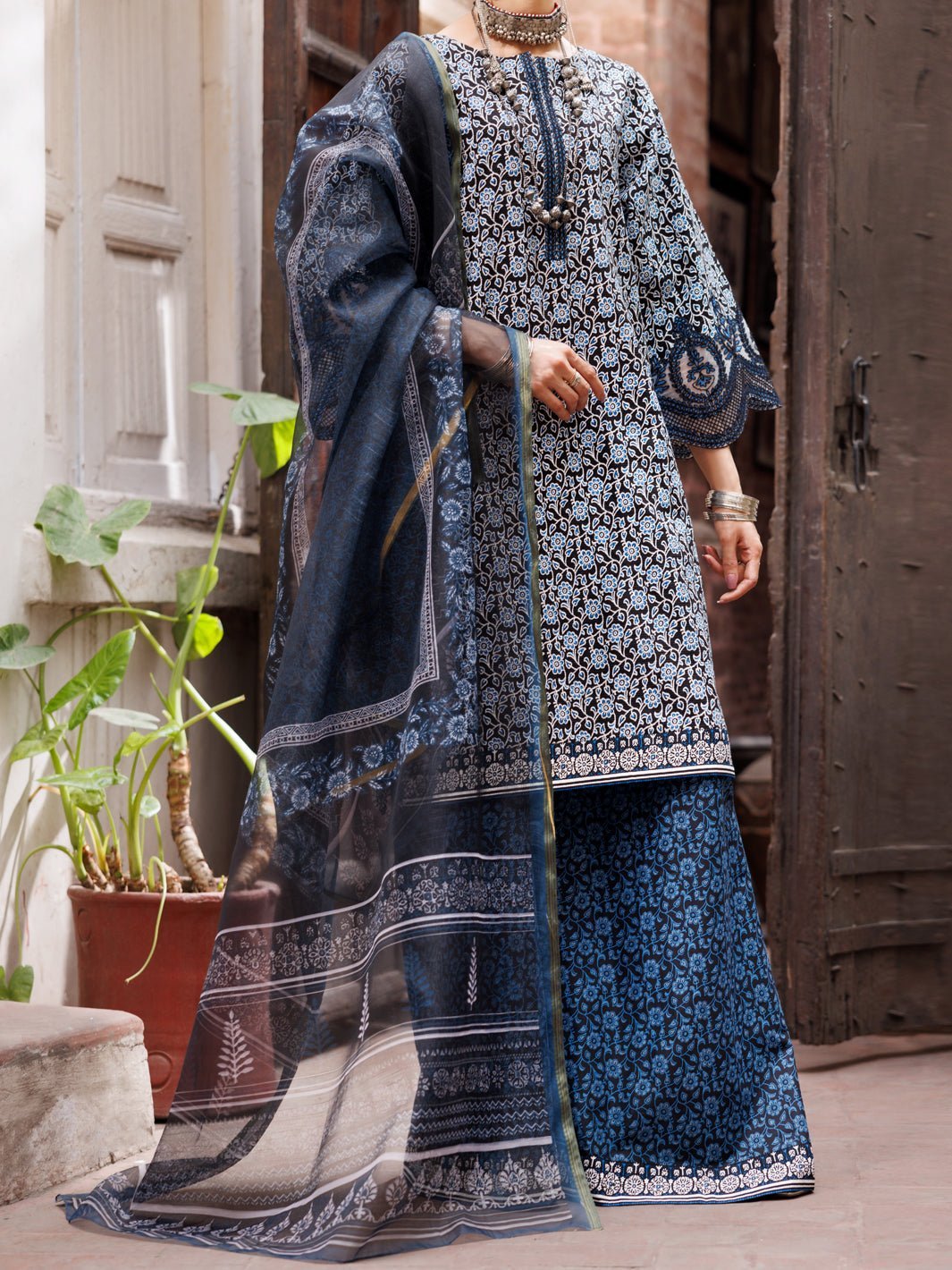 ALMIRAH 3 PIECE EMBROIDERED PRINTED SUIT (ALP-3PS-1880)