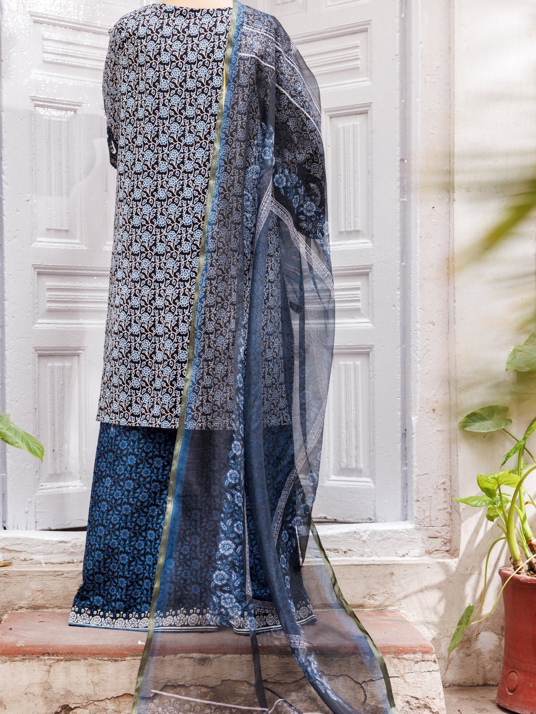 ALMIRAH 3 PIECE EMBROIDERED PRINTED SUIT (ALP-3PS-1880) gulbuy.com