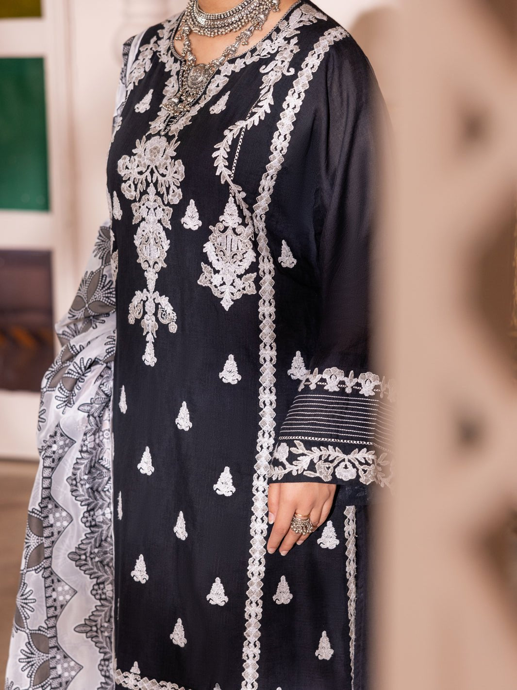 ALMIRAH 3 PIECE CAMBRIC SUIT (ALP-3PS-1903) gulbuy.com