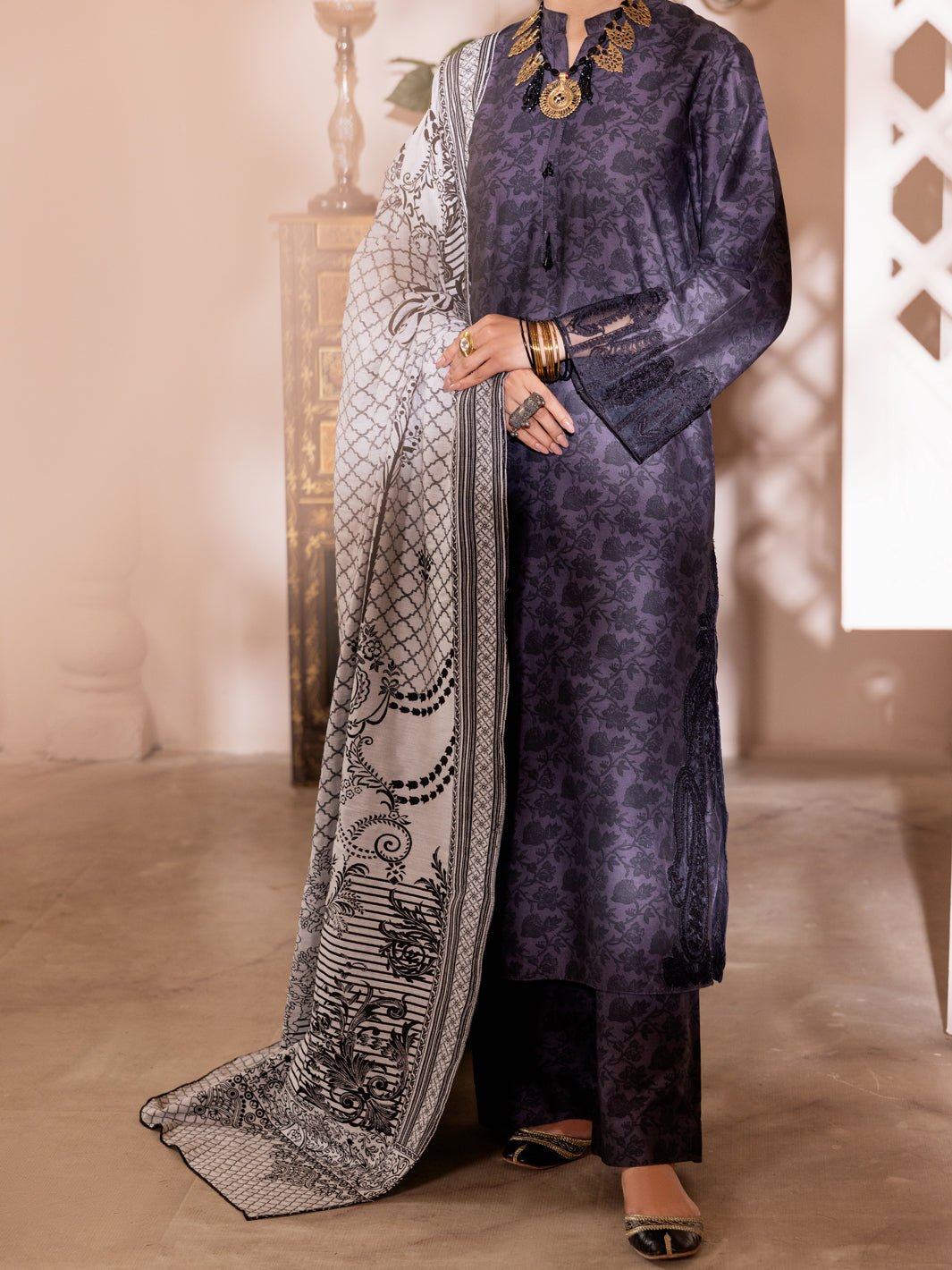 ALMIRAH 3 PIECE CAMBRIC SUIT (ALP-3PS-1904)