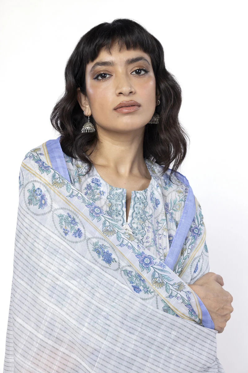 Khaadi 3Pc Embroidered Lawn Suit AS3705B gulbuy.com