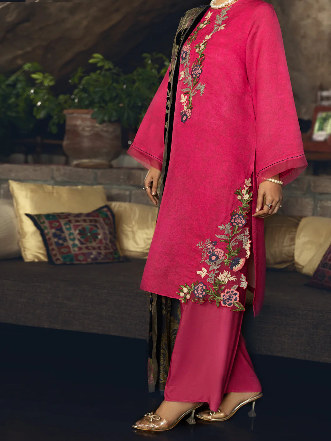 Almirah 3Pc Embroidery Jacquard Suit-AWP-3PS-541