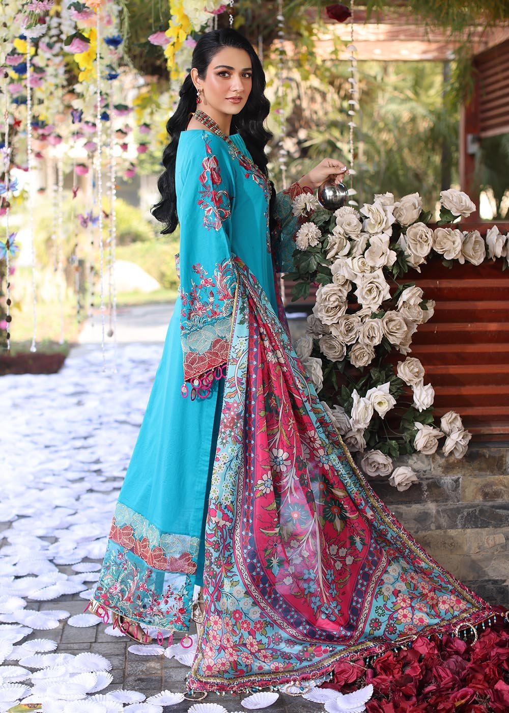 Musferah Saad Embroidered Lawn Suit Celestia gulbuy.com