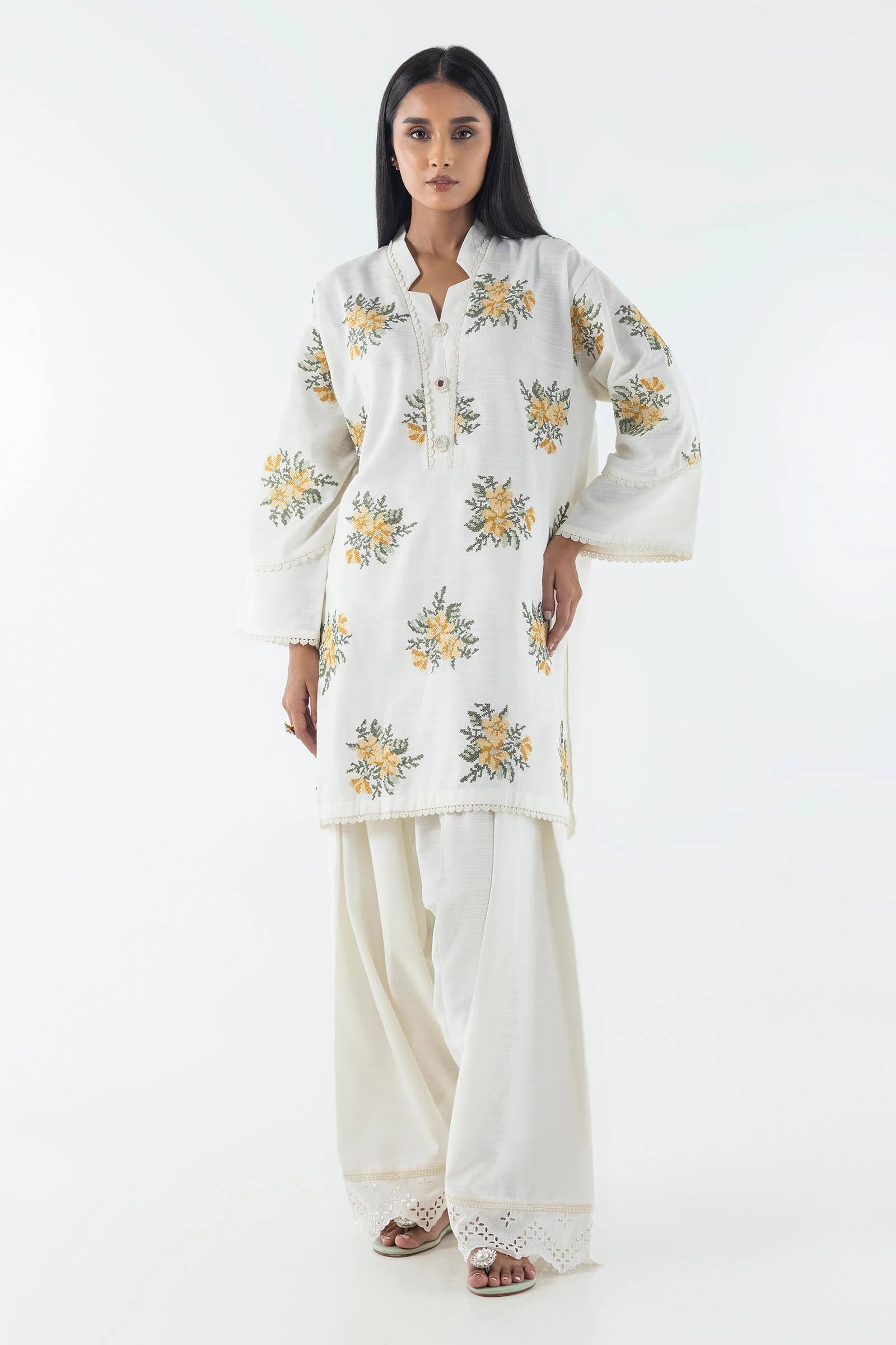 Sana Safinaz 2PC Embroidered Slub Khaddar Suit FW24SGE555P2T