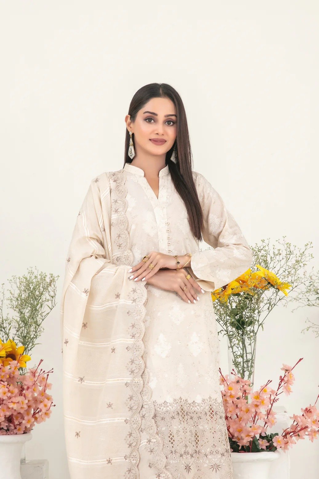 Tawakkal 3Pc Embroidered Lawn Suit D-2235 - Maneli gulbuy.com