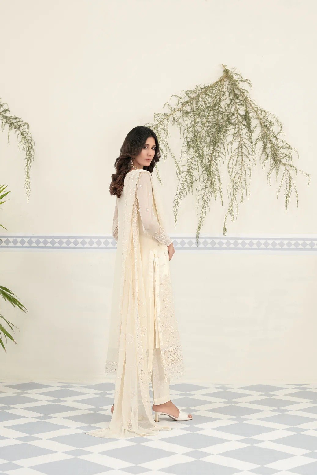 Tawakkal 3Pc Embroidered Chiffon Suit D-2018 gulbuy.com