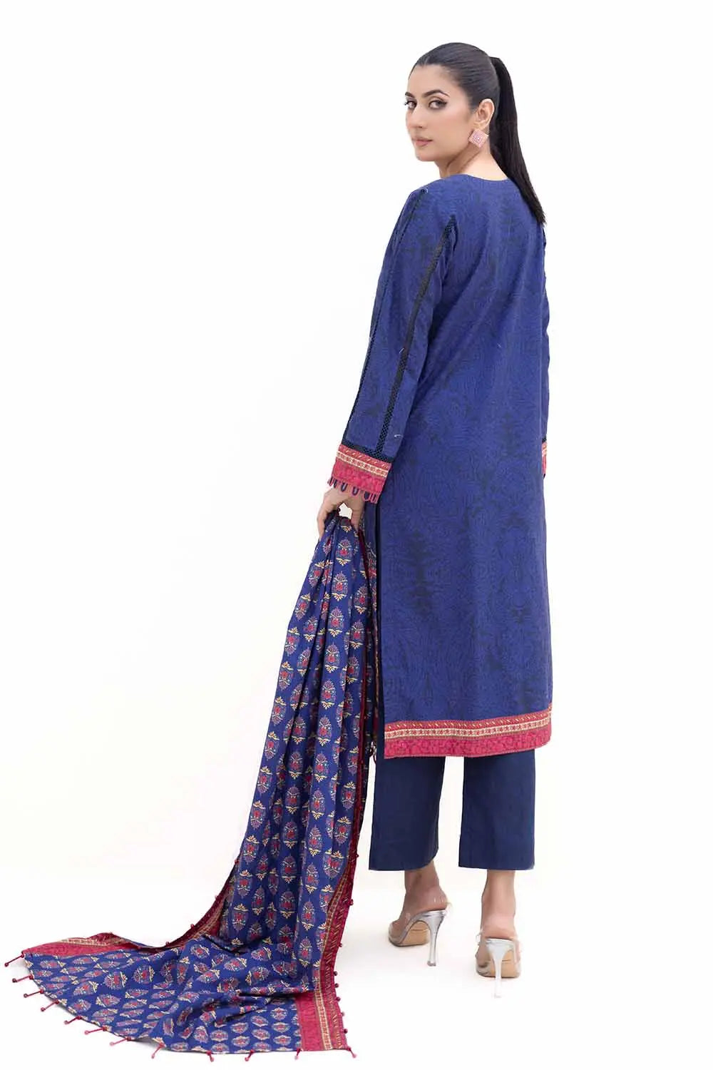 GulAhmed 3Pc Embroidered Printed Khaddar Suit K-42018 L gulbuy.com