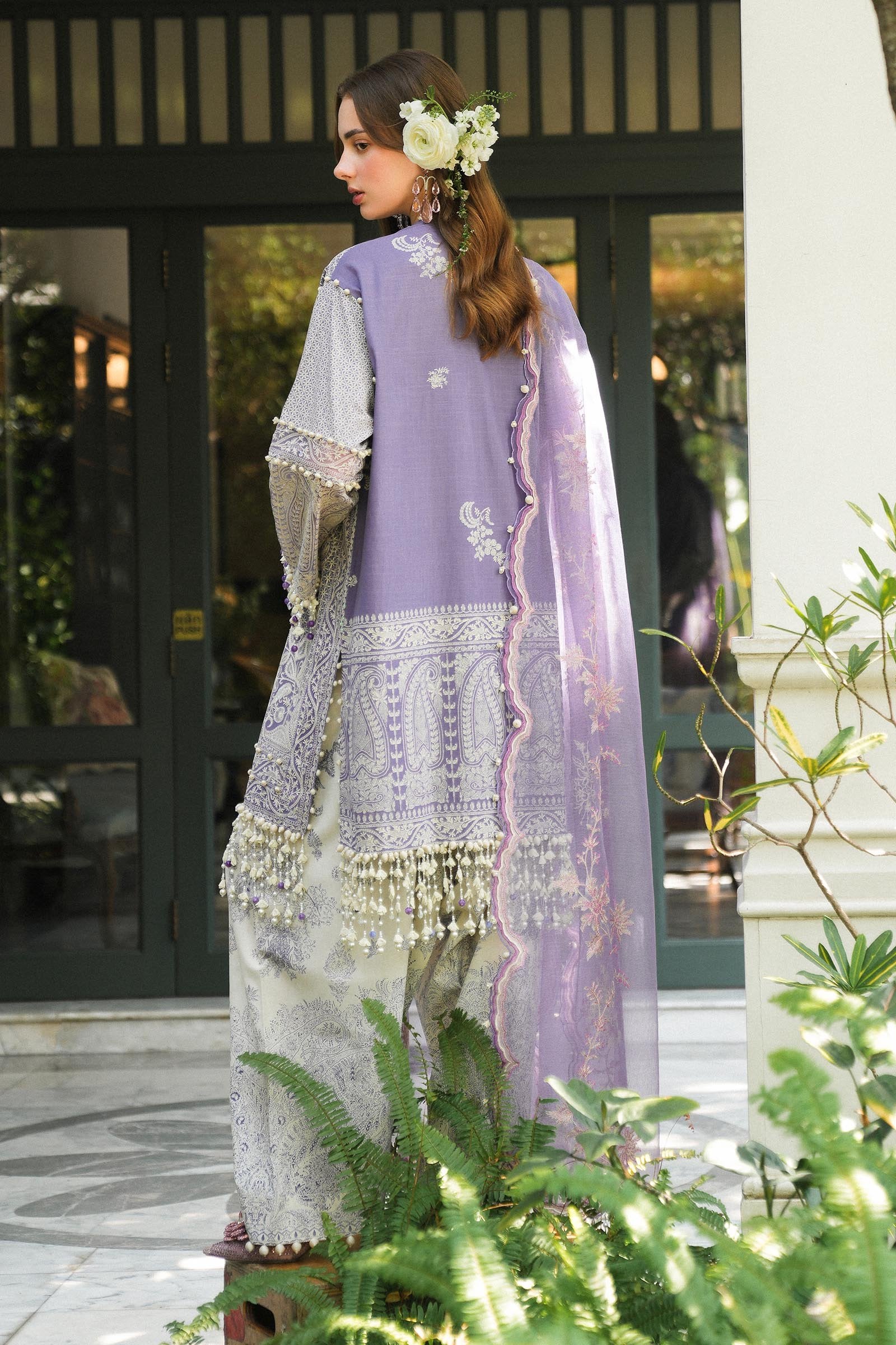 Sana Safinaz 3Pc Embroidered Lawn Suit L251-004B-3CT gulbuy.com