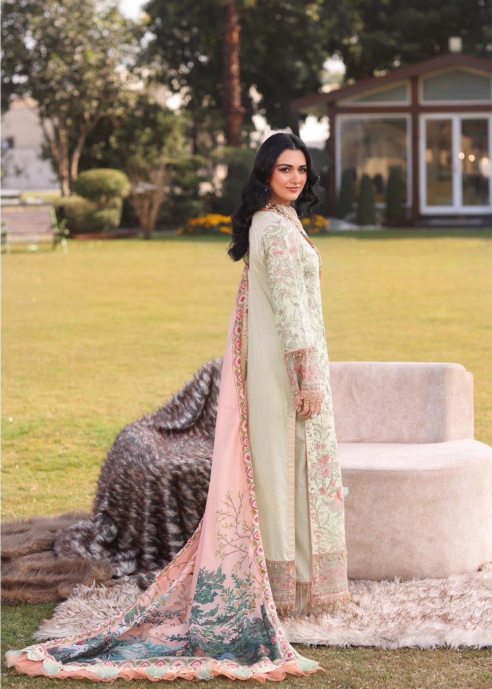 Musferah Saad Embroidered Lawn Suit Lilia gulbuy.com