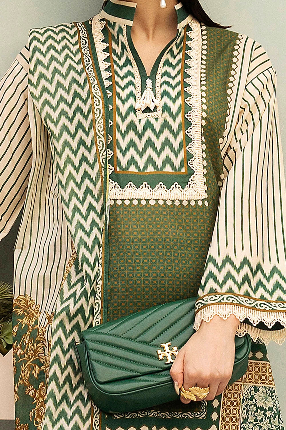 Gulahmed 3Pc Printed Lawn Suit SD-52102 gulbuy.com