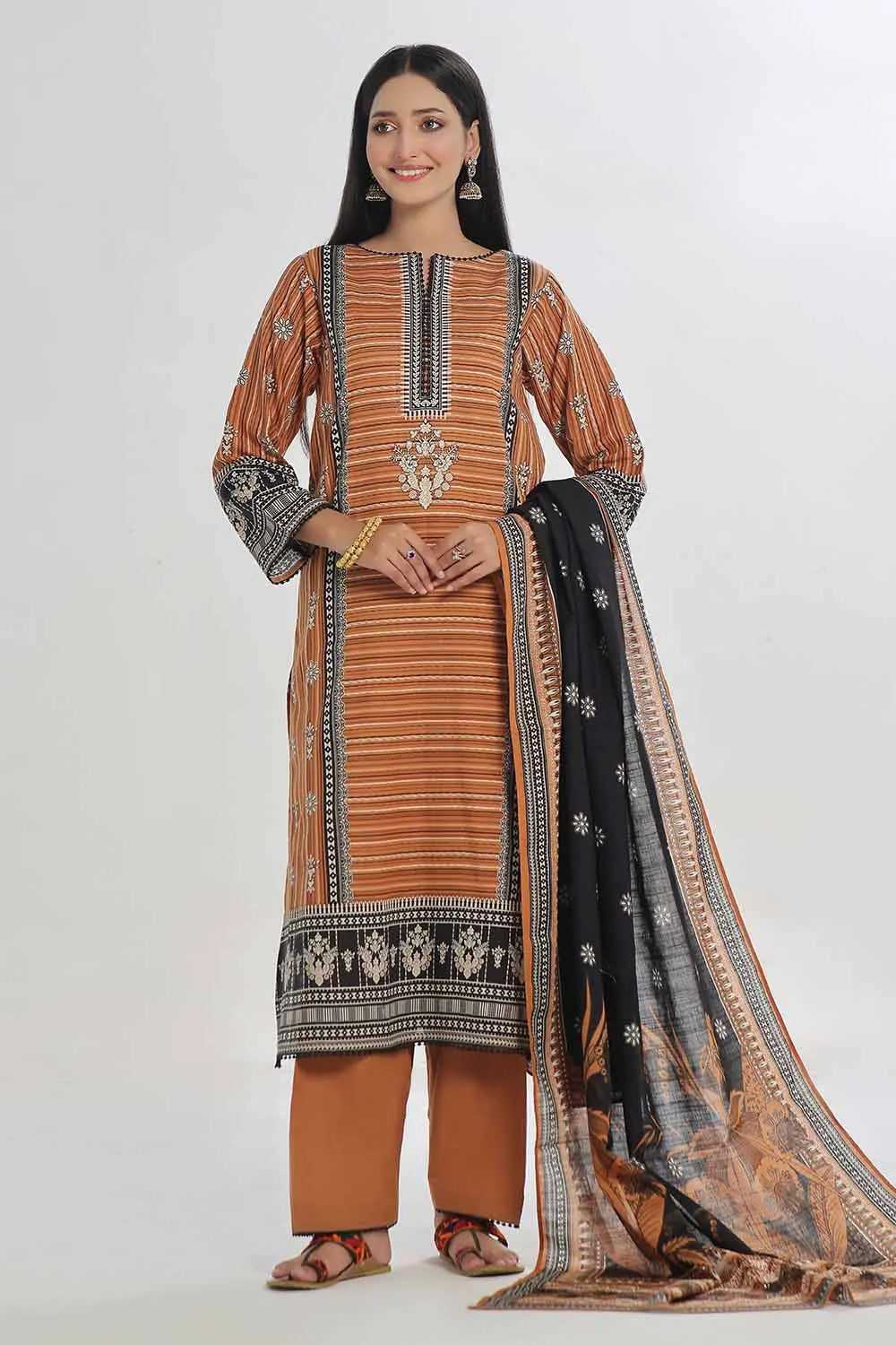 GulAhmed 3Pc Printed Khaddar Suit WNS-42004