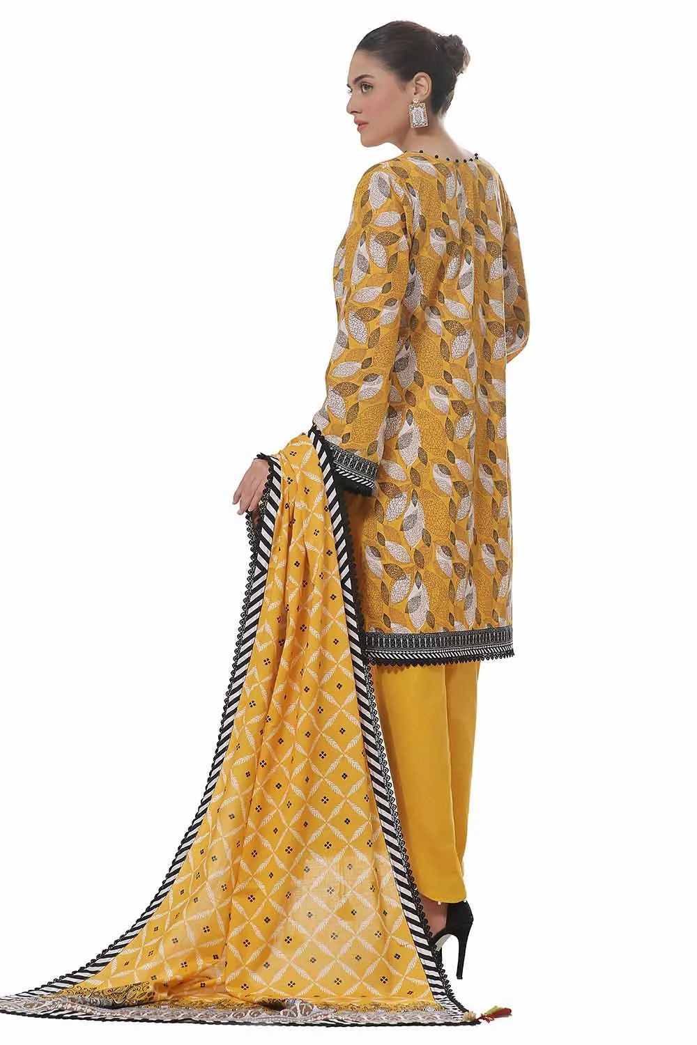 GulAhmed 3Pc Printed Khaddar Suit WNS-42130 gulbuy.com
