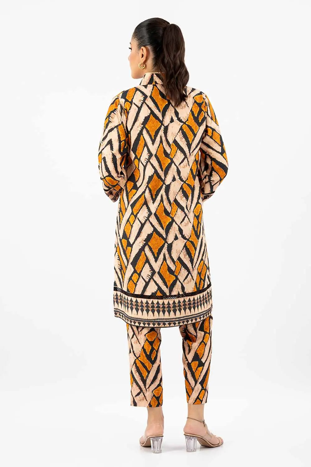 GulAhmed 2Pc Printed Karandi Suit WNST-42005 gulbuy.com